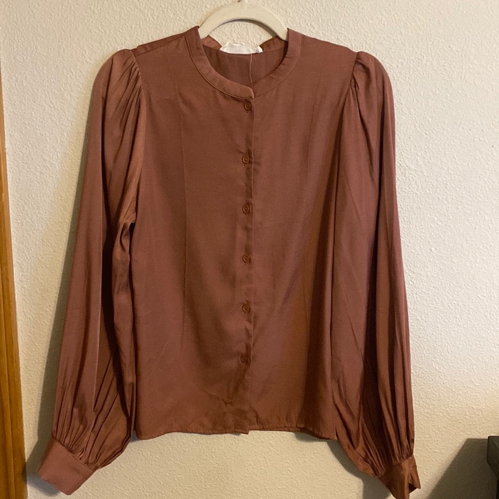 Vine & Love silk button down top size medium
